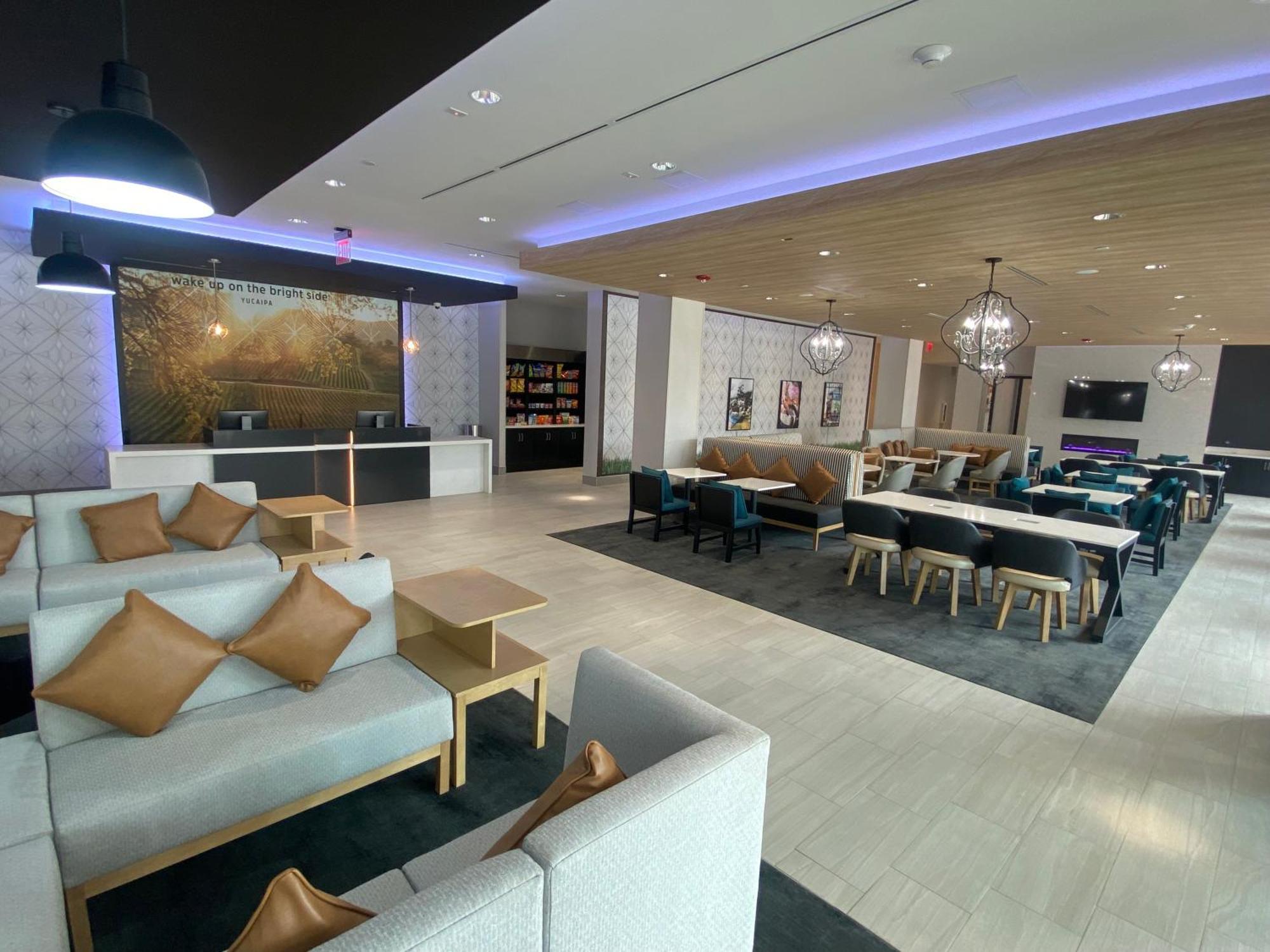 La Quinta Inn & Suites By Wyndham Yucaipa Eksteriør billede