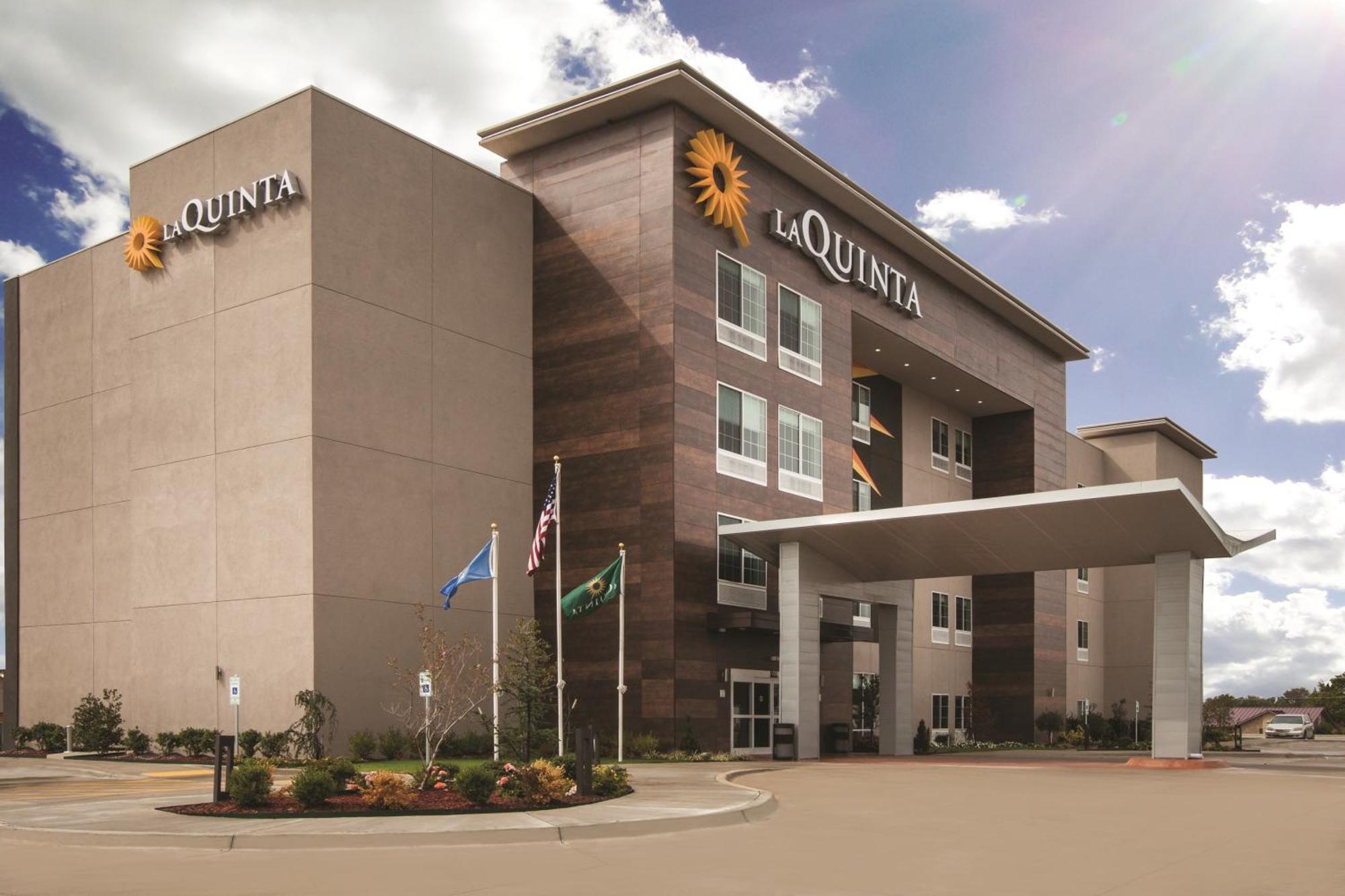 La Quinta Inn & Suites By Wyndham Yucaipa Eksteriør billede
